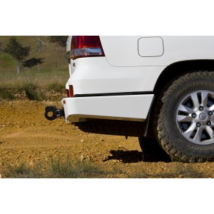 REAR BUMPER 200 SER2007 TO 10/15