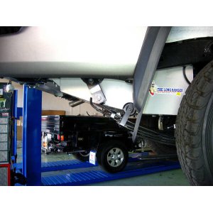 TANK LC76 WAGON V8 166L