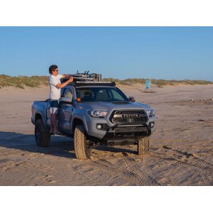Toyota Tacoma (2005-2023) Slimsport Roof Rack Kit / Light Bar Ready