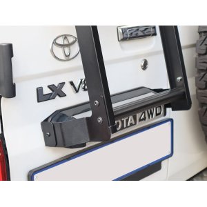 Toyota Land Cruiser 76 Ladder
