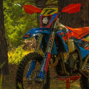 12-23 KTM\/HUSKY ON-OFF KITQUATRO COMBO