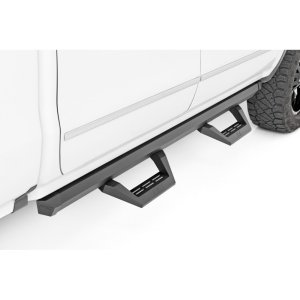 Side steps adjustable aluminium Rough Country  SRX2 Crew Cab