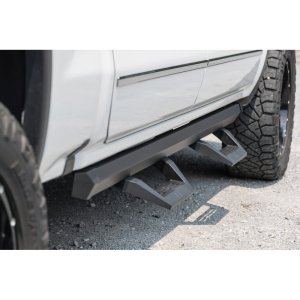 Side steps adjustable aluminium Rough Country  SRX2 Crew Cab