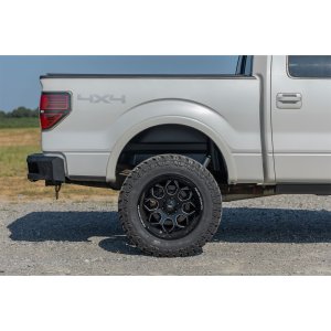 Rear wheel well inner liners Rough Country