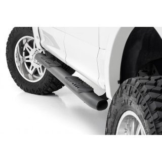 Oval nerf steps black Rough Country Crew Cab
