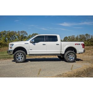 Oval nerf steps black Rough Country Crew Cab