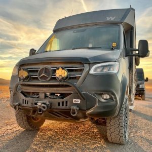Hood spoiler / shield protector Agile Offroad Aero