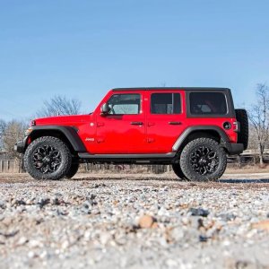 Suspension kit Rough Country Lift 2,5" 2024