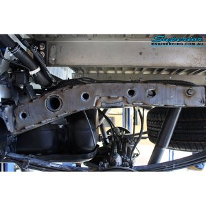 Chasis brace plate Superior Engineering