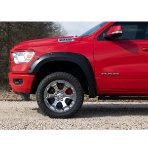 Front and rear fender flares Rough Country Pocket