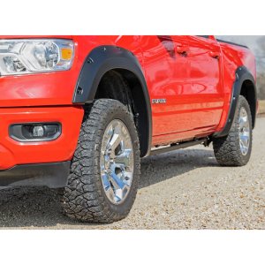 Front and rear fender flares Rough Country Pocket