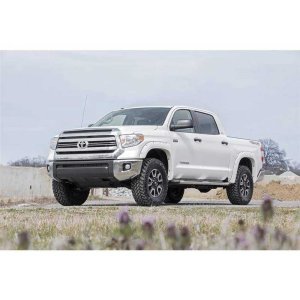 Leveling lift kit Rough Country Lift 2,5-3"