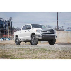 Leveling lift kit Rough Country Lift 2,5-3"