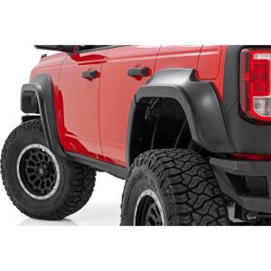 Front and rear fender flares Rough Country