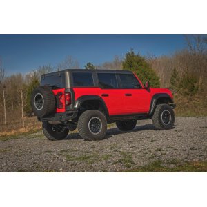 Front and rear fender flares Rough Country