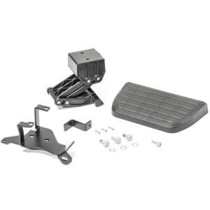 Retractable bumper step RealTruck AMP