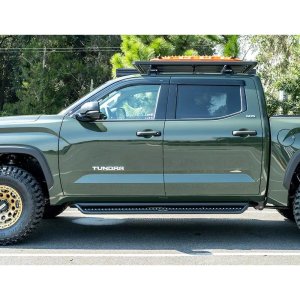 Side steps Go Rhino Dominator Xtreme D1
