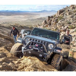 Winch with steel rope 8000 lbs Warn VR EVO 8