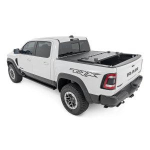 Hard bed cover tri-fold low profile Rough Country 6'4"