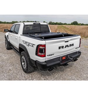 Hard bed cover tri-fold low profile Rough Country 6'4"