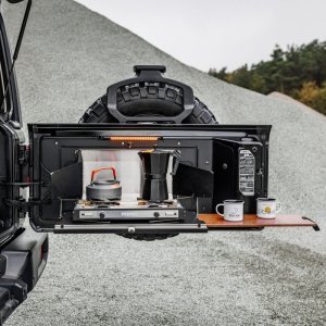 Drop down tailgate table Bison Gear