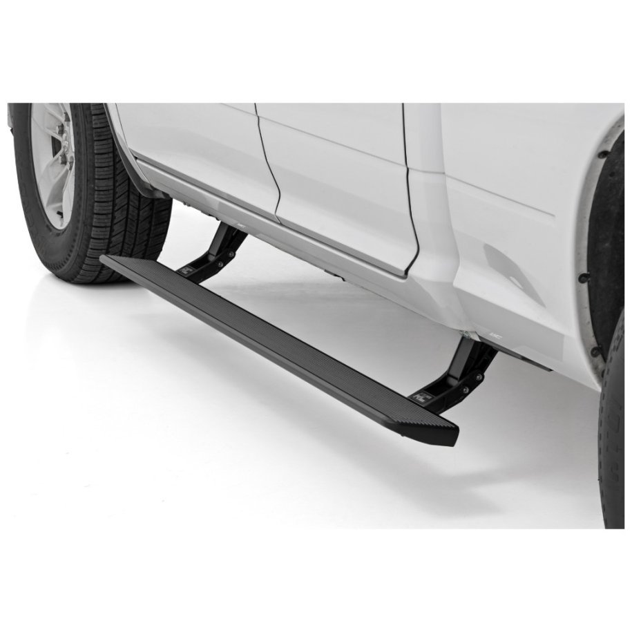 Power running boards HT-Series Rough Country Quad Cab