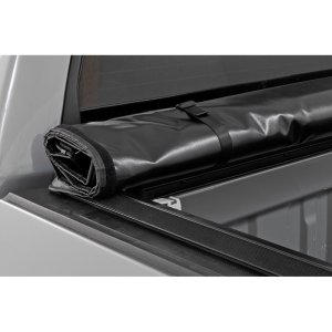 Soft roll-up bed cover Rough Country 6'7