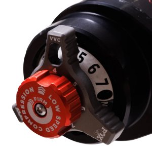 Front nitro shock FOX Performance Elite 2.5 Reservoir Adjustable DSC EVO Lift 0-2.5"