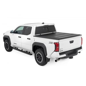 Hard bed cover tri-fold low profile Rough Country 5'