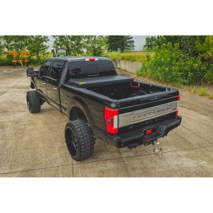 Hard bed cover tri-fold low profile Rough Country 6'10"