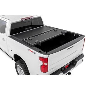 Hard bed cover tri-fold low profile Rough Country 5'9"
