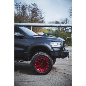 Front and rear fender flares Husky Liners Pocket Style Rebel
